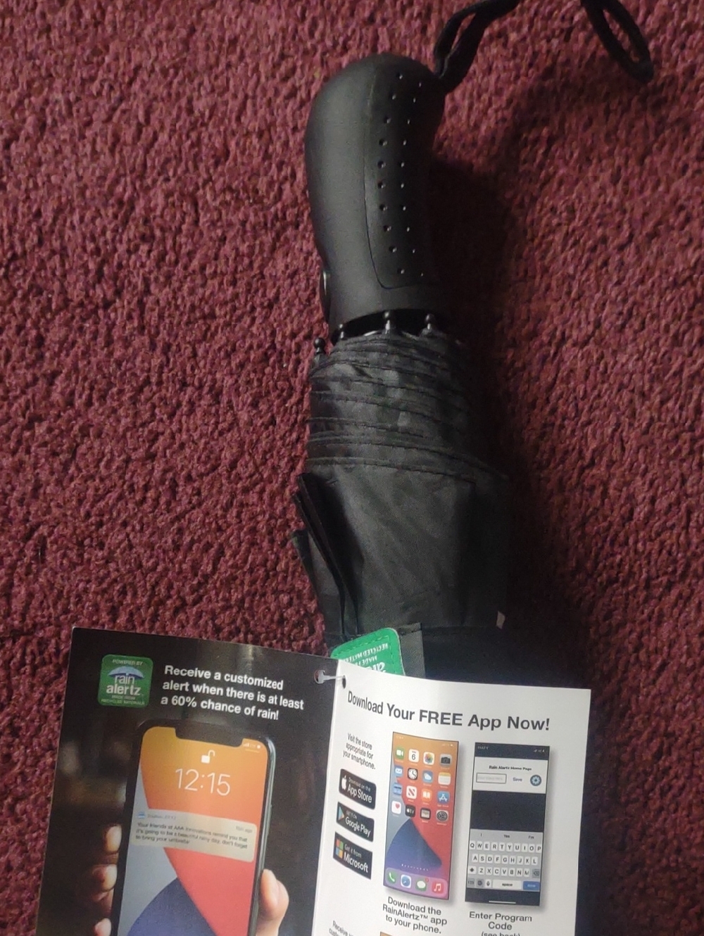 Compact Black Travel Umbrella - Lightweight, Foldable Design